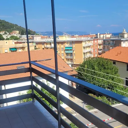 Solemare Διαμέρισμα Ceriale